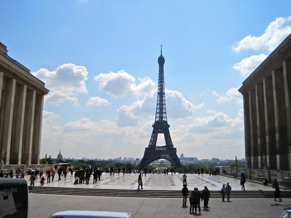 paris-effiel-tower-photo-andrew-villagomez